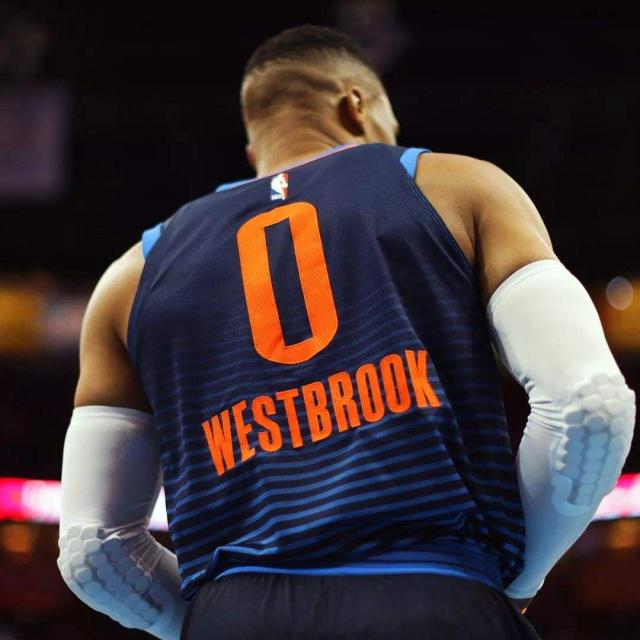 九游网页版入口-关于NBA总决赛倒计时，俄克拉荷马雷霆清晨调整名单，细节引发关注，赛场秩序良好，临场指挥获称赞的信息